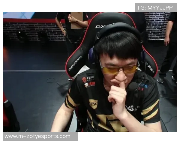 电竞比分分析和平精英战术探讨RNG中路突破的成功之道实时数据